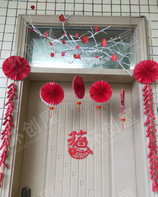 幼儿园红色喜庆新年门窗装饰图片