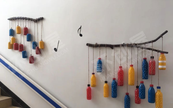 幼儿园发出声音的走廊墙面图片