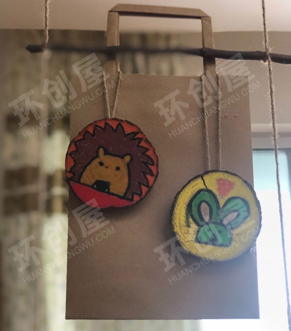 幼儿园纸袋特色小隔断作品展示图片