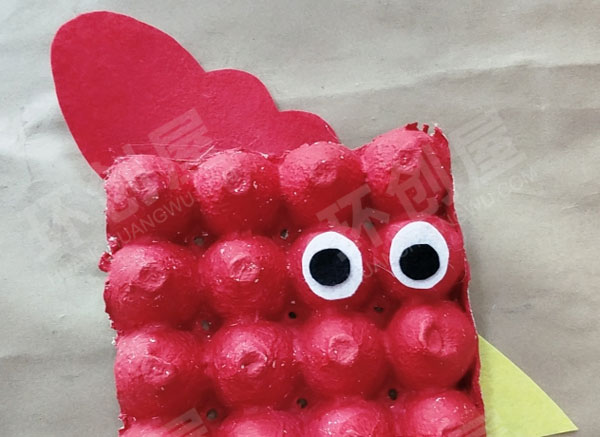 幼儿园鸡蛋托卡通动物作品展示图片