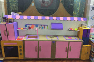 幼儿园角色区娃娃家之厨房图片2张