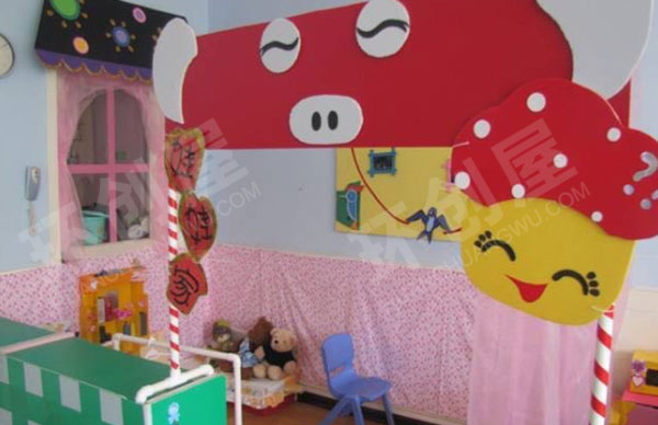 幼儿园角色区废物利用温馨的娃娃家图片