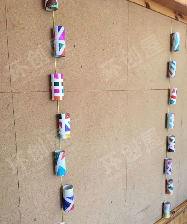 幼儿园废物利用卷纸芯创意墙面布置图片