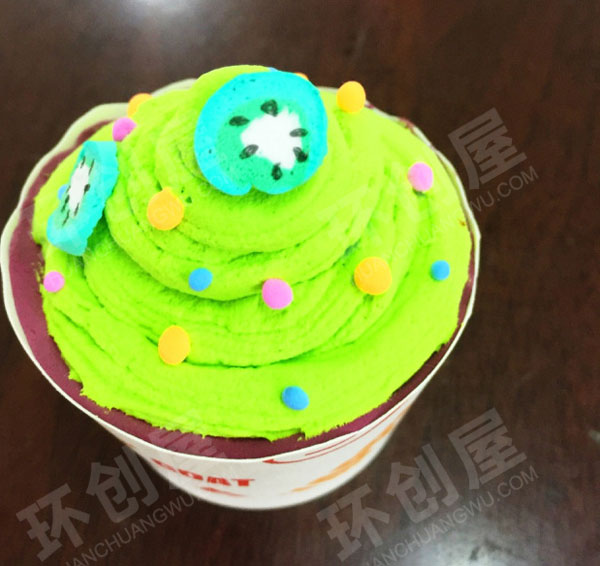 幼儿园角色游戏蛋糕店杯子蛋糕粘土作品图片