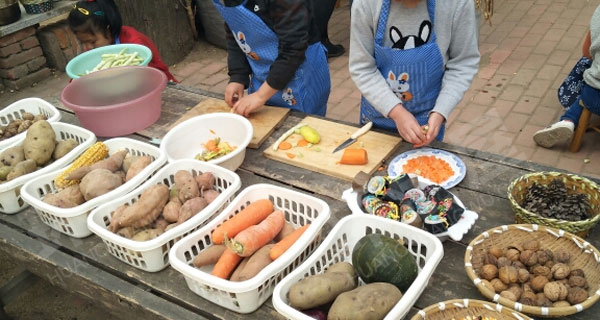 幼儿园户外角色游戏农家乐图片