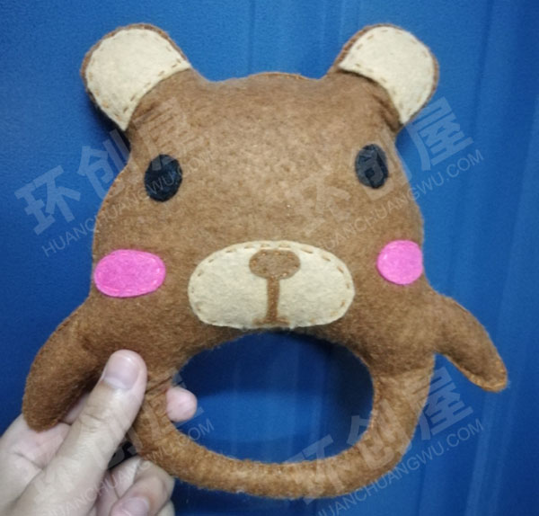 幼儿园表演区不织布制作的手摇铃图片