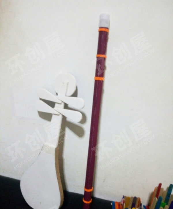 幼儿园表演区自制教玩具琵琶和笛子图片