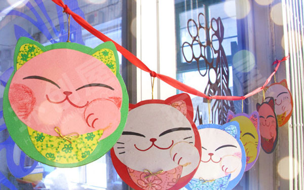 幼儿园新年招财猫吊牌图片