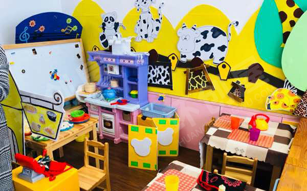 幼儿园角色游戏温馨小厨房图片