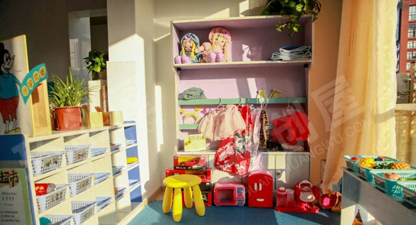 幼儿园表演区服装道具图片