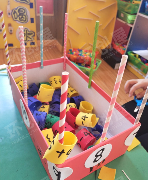 幼儿园益智区各种自制教玩具图片