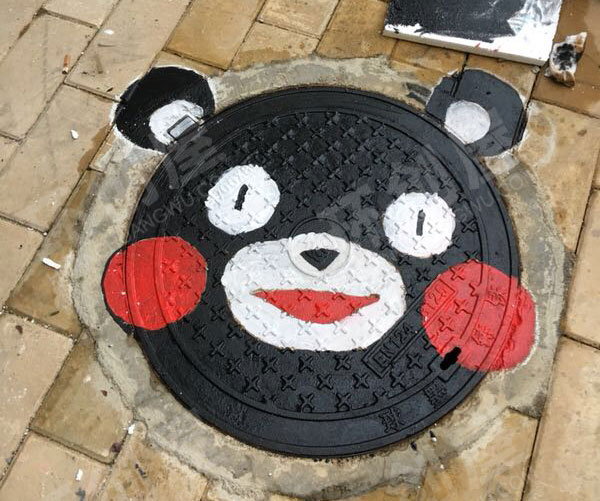 幼儿园户外可爱的井盖画图片