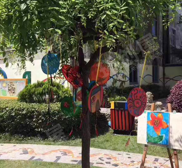 幼儿园户外画展环创图片