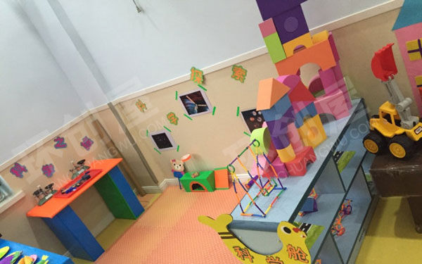 幼儿园科学舱里的科学玩教具图片