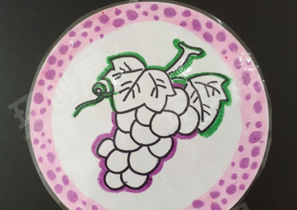 幼儿园水果与线描墙面布置图片