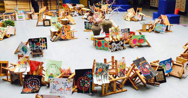幼儿园门厅画展图片