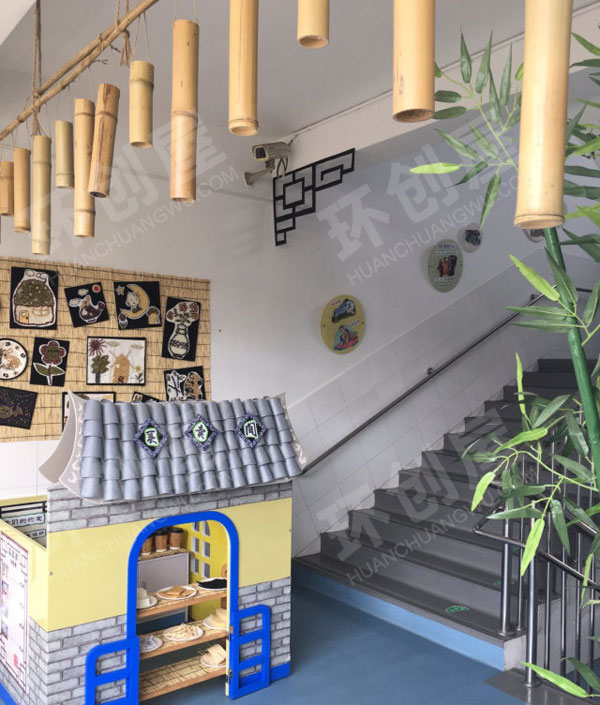 幼儿园走廊里的农家豆坊图片