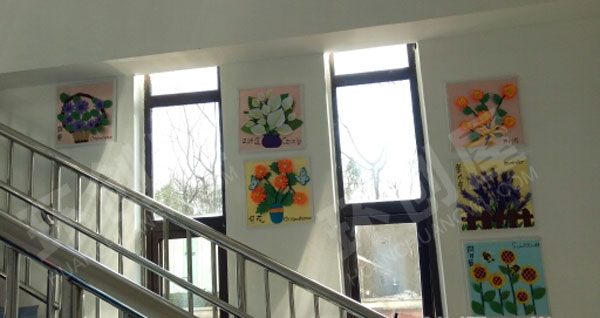 幼儿园走廊楼梯间手工告示图片