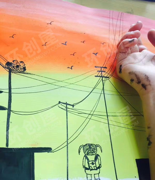 幼儿园水彩与勾线笔画作作品展示图片