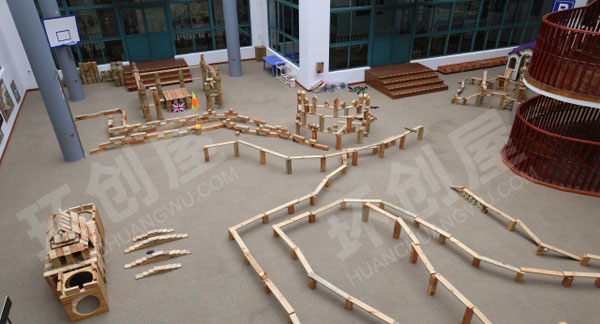 幼儿园大型场地建构区优秀作品图片