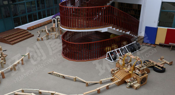幼儿园大型场地建构区优秀作品图片