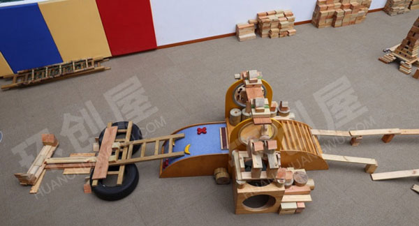 幼儿园大型场地建构区优秀作品图片