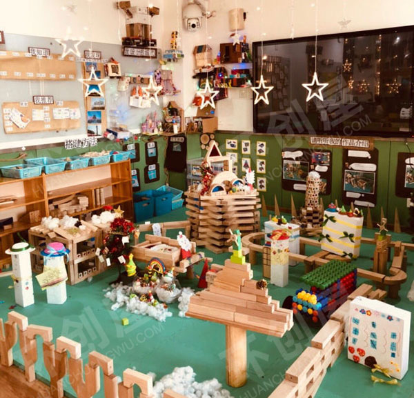 幼儿园建构区圣诞节建构图片
