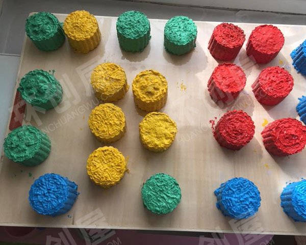 幼儿园角色游戏娃娃家粘土制作好吃的食物图片