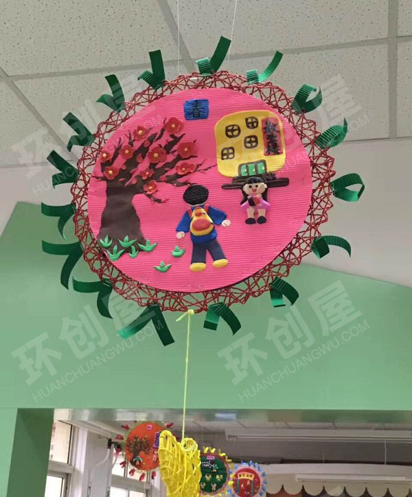 幼儿园我上小学了粘土手工吊挂饰图片