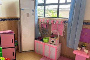 幼儿园角色游戏娃娃家粉色系图片3张