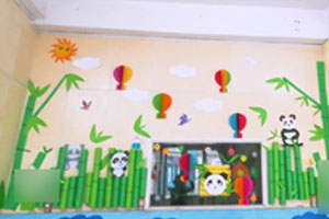 幼儿园清新绿熊猫主题墙面布置图片8张