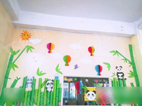 幼儿园清新绿熊猫主题墙面布置图片