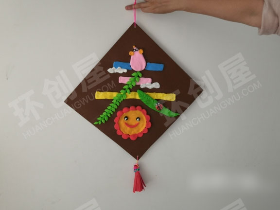 幼儿园超轻粘土迎春手工作品挂饰图片