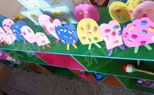 幼儿园奇形怪状手工框架作品展示图片