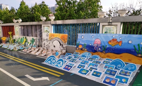 幼儿园户外环创各种特色画作品展示图片