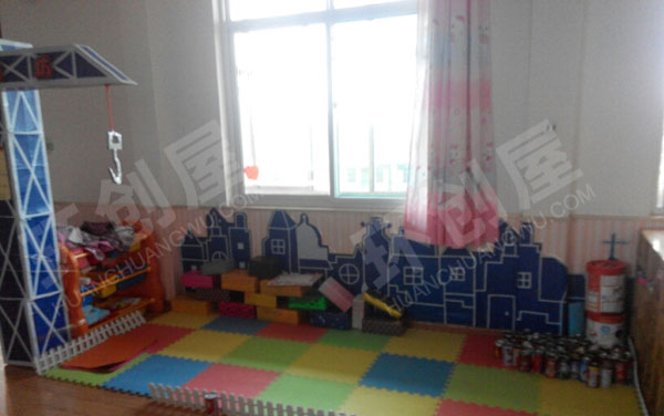 幼儿园建构区工地塔吊图片