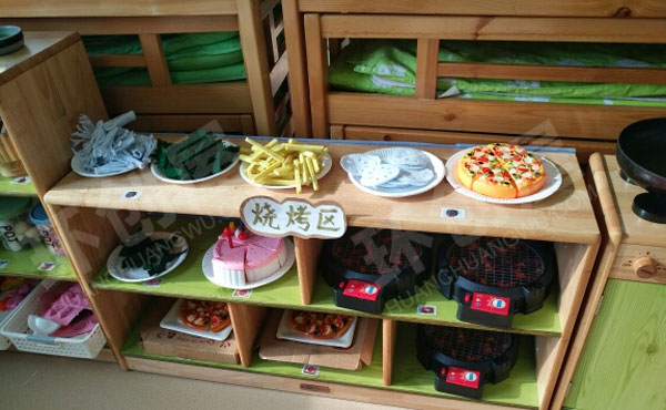 幼儿园角色游戏小餐厅美食区图片