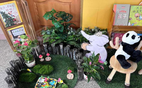 幼儿园户外一角春天主题布置图片