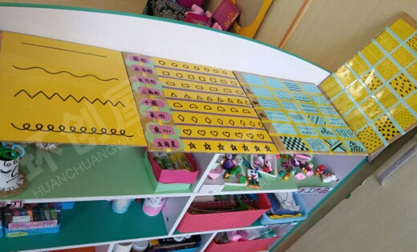 幼儿园美工区线描画点线练习图片