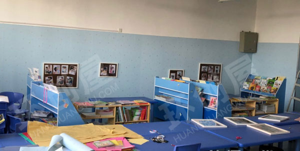 幼儿园科学专用室里的各种科学实验教具图片
