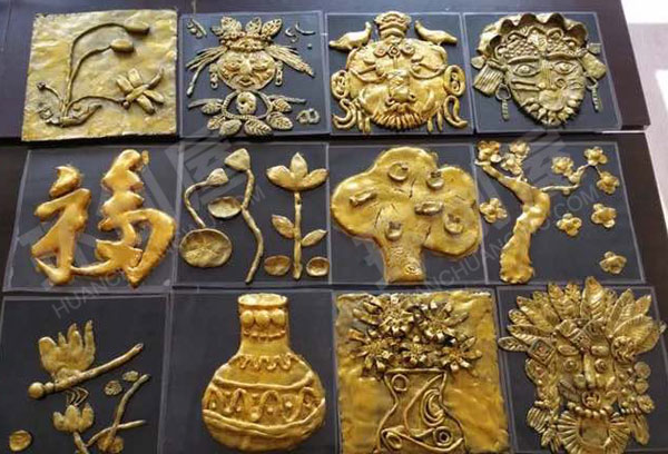 幼儿园粘土仿铜浮雕画作品展示图片