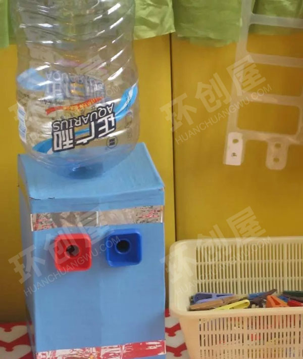幼儿园角色游戏废旧的纸箱打造温馨家庭图片