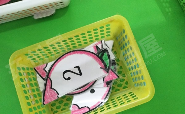 幼儿园益智区不织布手工教玩具图片