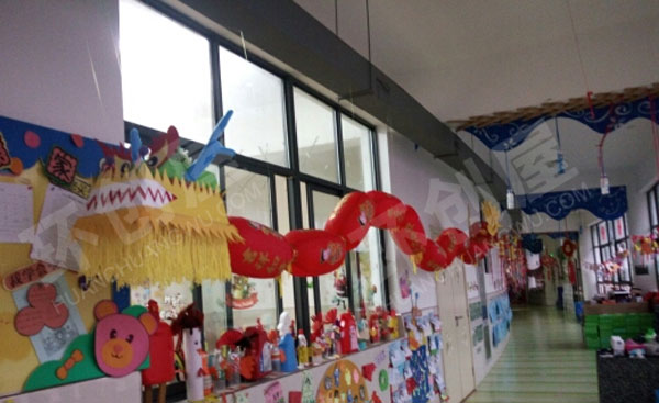 幼儿园过年喜庆走廊装饰图片