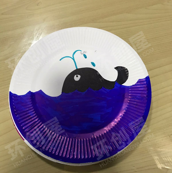 幼儿园马克笔画的纸盘画作品展示图片
