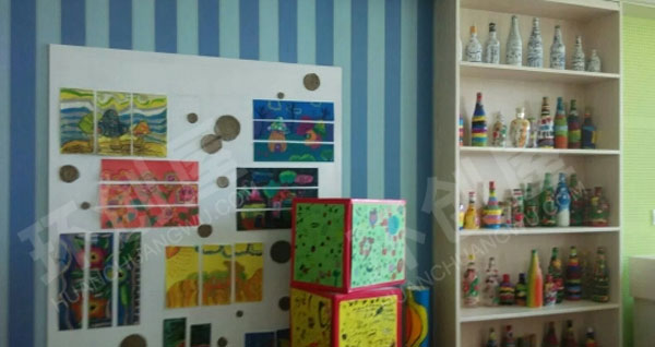 幼儿园美术室各种环保作品展示图片