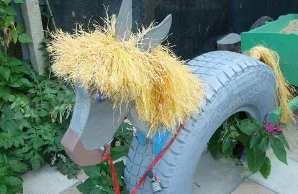 幼儿园户外轮胎变变变图片