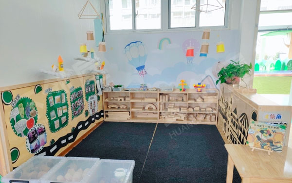 幼儿园环创建构区各种搭建材料图片