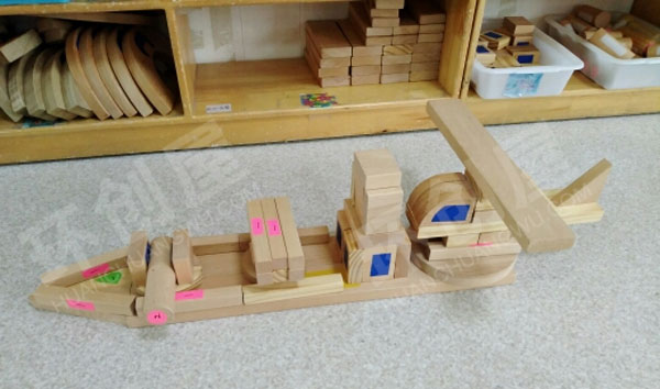 幼儿园建构区积木南昌舰图片