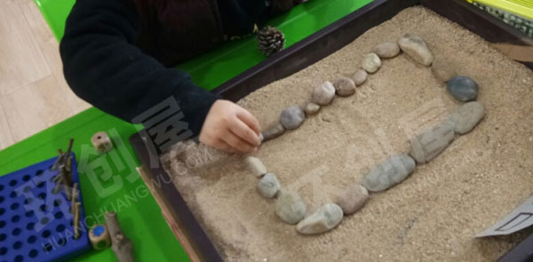 幼儿园益智区智慧沙图片